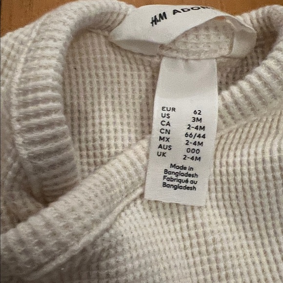 NWOT H&M Waffle 100% Organic Cotton Jumpsuit Onesie (two available) Newborn + 3M - Picture 12 of 12
